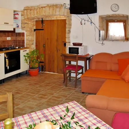 Holiday Laiki Сasa de vacaciones Rovinjsko Selo